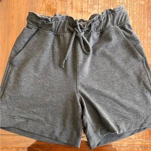 Lululemon Hello Sunday Short 6”
